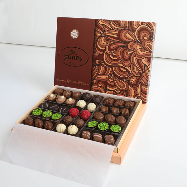 KARIŞIK SPECİAL HEDİYELİK ÇİKOLATA BÜYÜK BOY